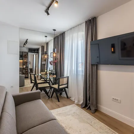 Apartment Seafront Luxury With An Amazing View Split