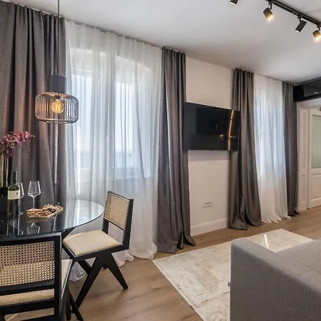 Seafront Luxury With An Amazing View 斯普利特